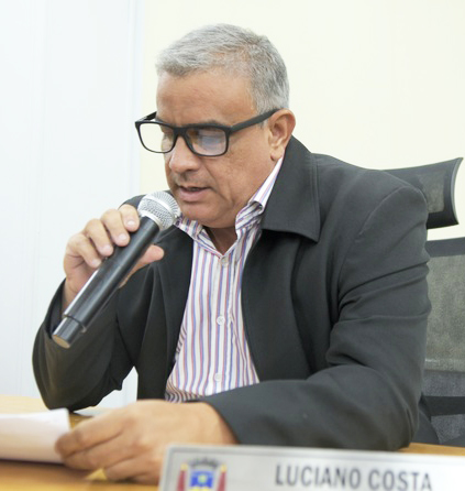 Luciano cobra recupera&ccedil;&atilde;o do sistema de ilumina&ccedil;&atilde;o p&uacute;blica do acesso ao Porto Limoeiro