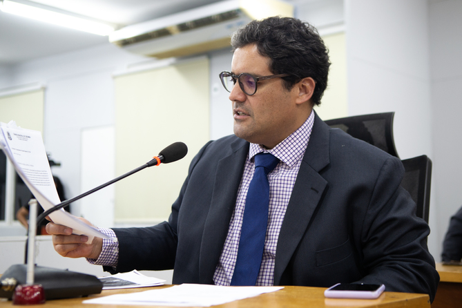 Chic&atilde;o cobra posi&ccedil;&atilde;o da Energisa sobre quedas de energia no Munic&iacute;pio
