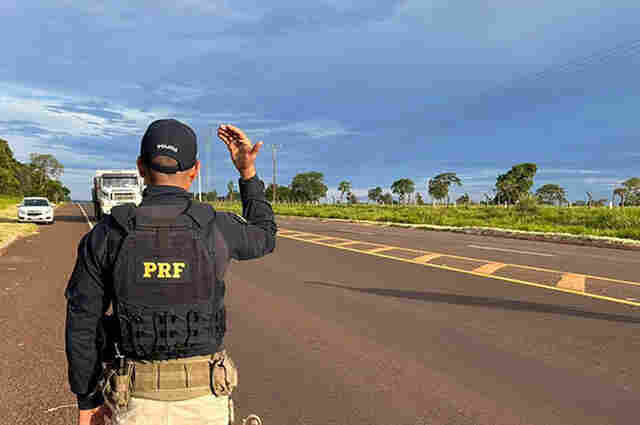 PRF prende 13,7 Kg de coca&iacute;na com passageiras que sa&iacute;ram de Corumb&aacute; com destino a S&atilde;o Paulo na BR-262
