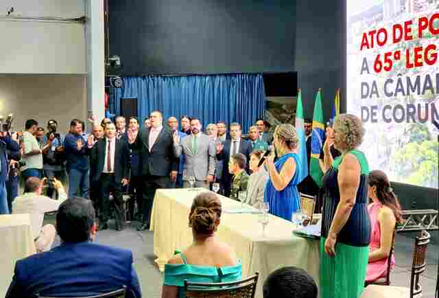 Sess&atilde;o Solene marca posse de vereadores, prefeito e vice em Corumb&aacute;