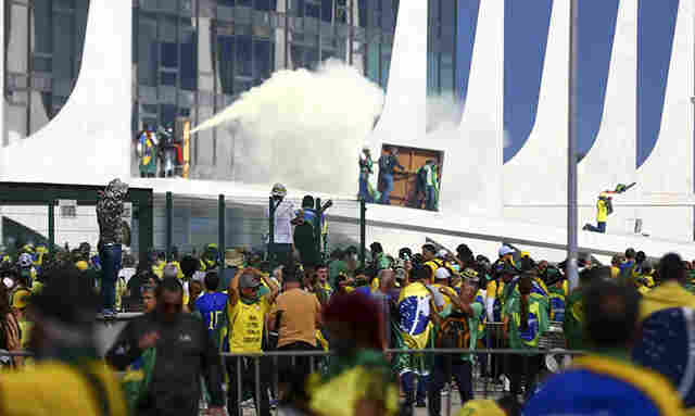 Abra&ccedil;o &agrave; democracia marcar&aacute; dois anos da tentativa de golpe 