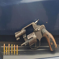 Homem fica ferido na m&atilde;o ap&oacute;s disparo acidental de arma de fogo em Corumb&aacute;