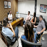 Em agenda no Detran, prefeito discute projetos de sinaliza&ccedil;&atilde;o vi&aacute;ria e mobilidade urbana