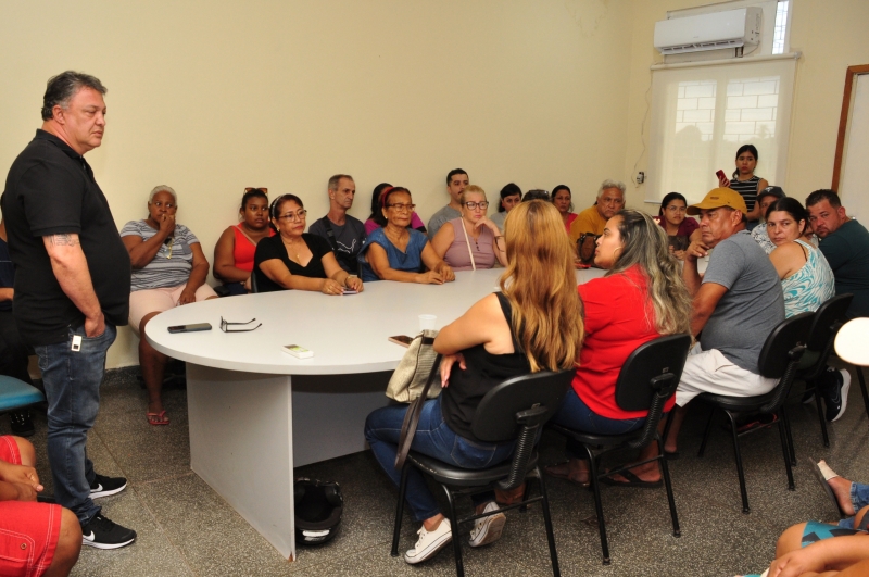 Prefeito de Ladário atende reivindicações de ambulantes e garante melhorias no setor