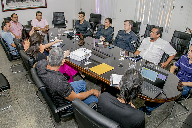 Com prévia de programação, Prefeitura discute segurança do Carnaval com PM