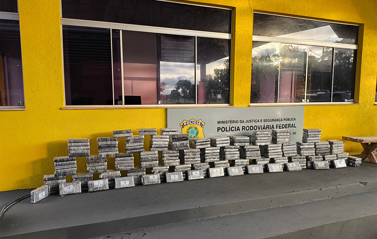 Polícia Rodoviária Federal apreende 237 Kg de cocaína em Guia Lopes da Laguna