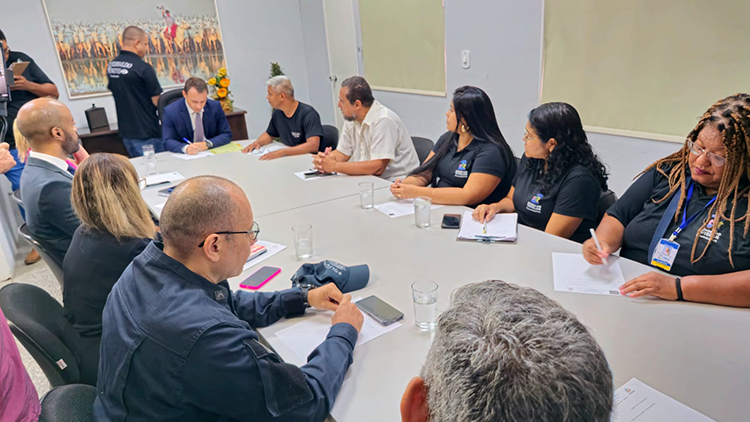 Autoridades planejam a&ccedil;&otilde;es integradas de combate &agrave; viol&ecirc;ncia sexual contra crian&ccedil;as e adolescentes