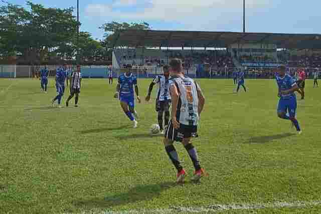 Corumbaense supera Aquidauanense fora de casa e conquista primeira vit&oacute;ria