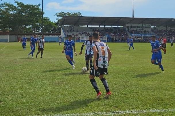 Corumbaense supera Aquidauanense fora de casa e conquista primeira vitória