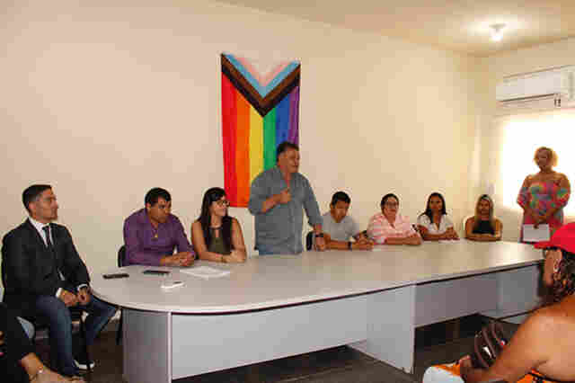 Prefeitura de Lad&aacute;rio celebra o Dia da Visibilidade Trans com evento e refor&ccedil;o de compromisso p&uacute;blico