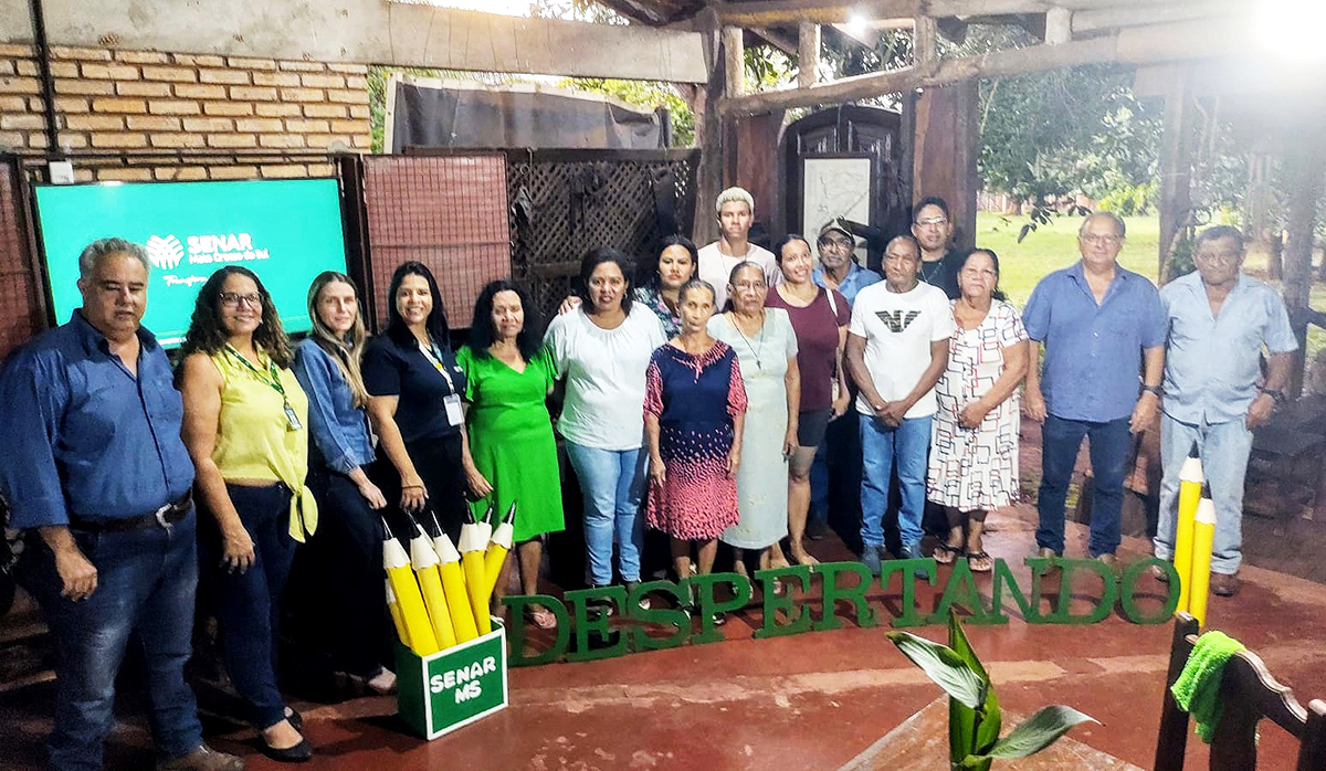 Em Corumbá, Senar, Sindicato Rural e prefeitura alfabetizam moradores do campo