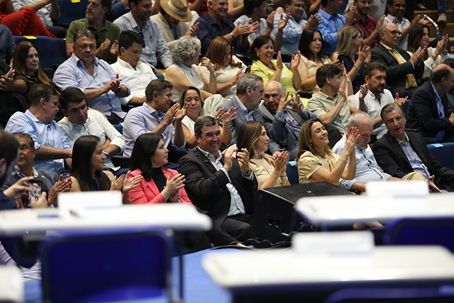 Com quase R$ 1 bilh&atilde;o, Governo de MS promove reformas em escolas e moderniza&ccedil;&atilde;o da educa&ccedil;&atilde;o