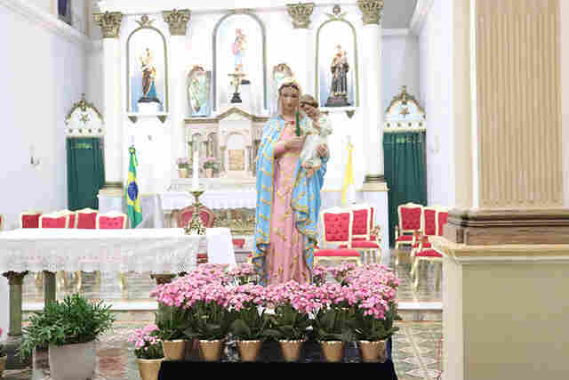 Corumb&aacute; celebra padroeira Nossa Senhora da Candel&aacute;ria 