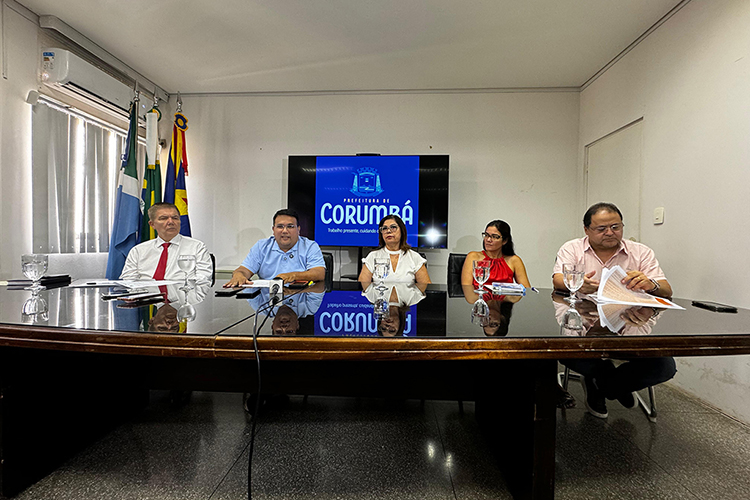 Em entrevista coletiva, prefeito faz balanço dos primeiros 30 dias de gestão
