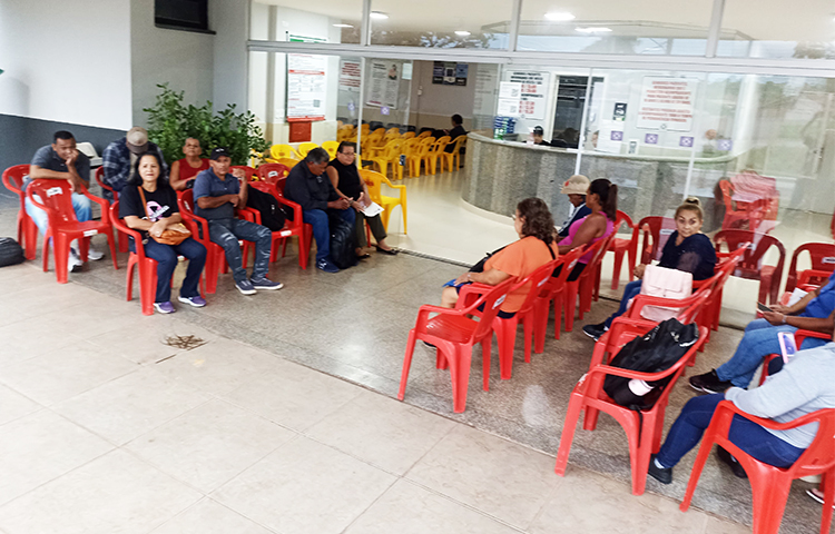 Programa 'MS Saúde: Mais Saúde, Menos Fila'_ Pacientes de Ladário vão a Bonito para atendimento especializado em ortopedia