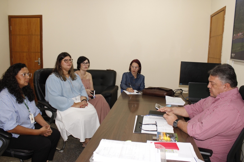 Prefeitura de Ladário recebe visita da Diretoria do IFMS