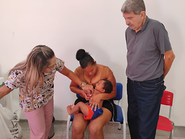 Tr&ecirc;s salas de vacinas abrem neste s&aacute;bado para atender popula&ccedil;&atilde;o corumbaense