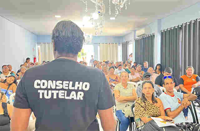 Reuni&atilde;o define diretrizes para o Carnaval 2025 de Lad&aacute;rio