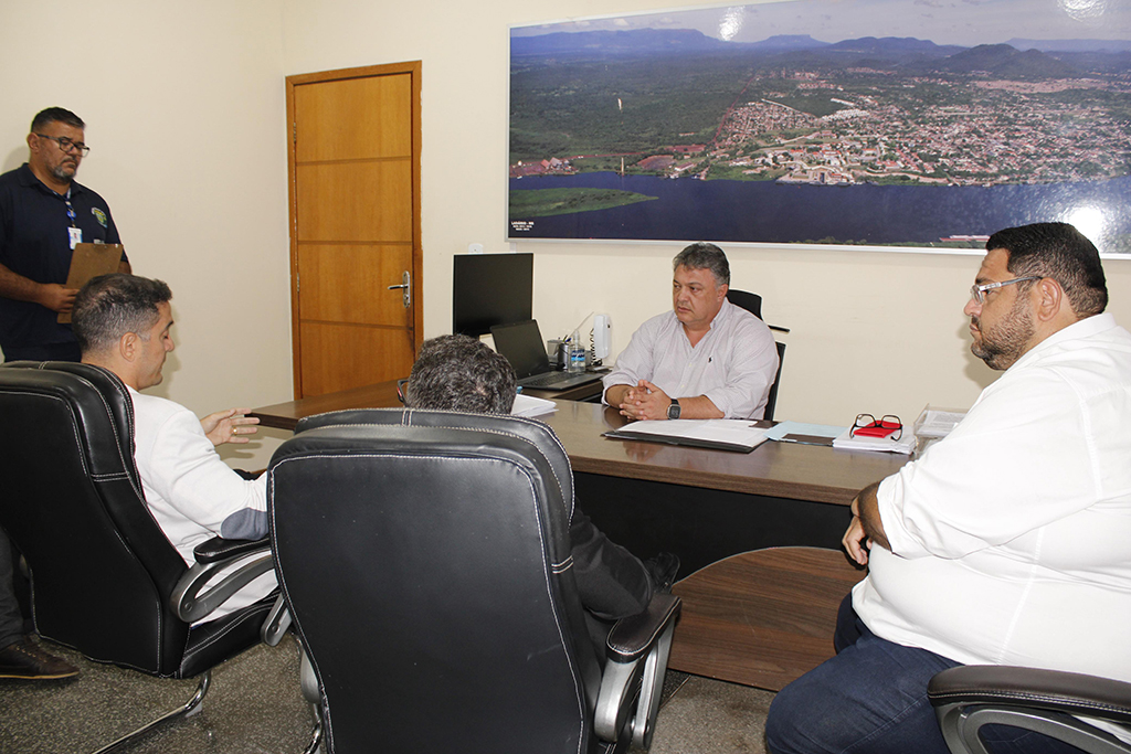 Ministério Público e Administração Municipal de Ladário se alinham em demandas judiciais