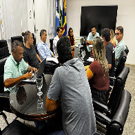 Em reuni&atilde;o com Simted, Prefeitura recebe pauta de reivindica&ccedil;&otilde;es da categoria