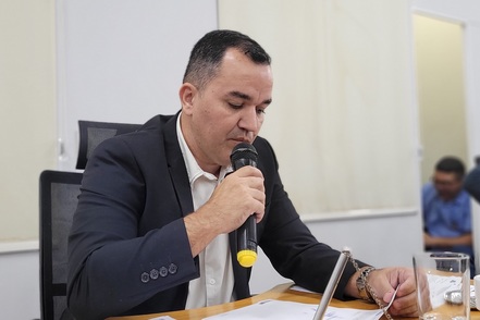 Vereador Marcelo Ara&uacute;jo prop&otilde;e cria&ccedil;&atilde;o da Semana de Conscientiza&ccedil;&atilde;o do Autismo em Corumb&aacute;