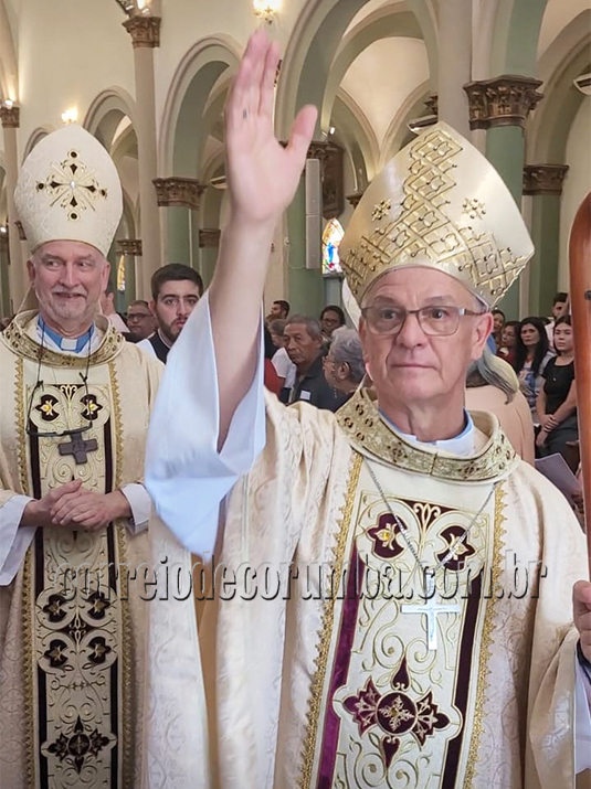 Monsenhor Jo&atilde;o Batista &eacute; ordenado e toma posse como o 15&ordm; Bispo da Diocese de Corumb&aacute;