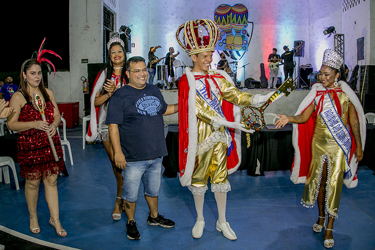 “Idosa do Momento” e “Ulmo, o Senhor das Águas” são os grandes campeões do Concurso de Fantasias