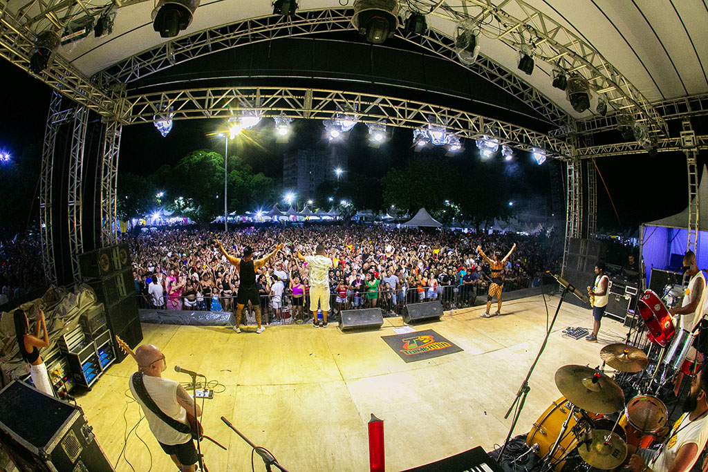 Bloco Cibalena: Tradição, Irreverência e Alegria no Coração do Carnaval de Corumbá
