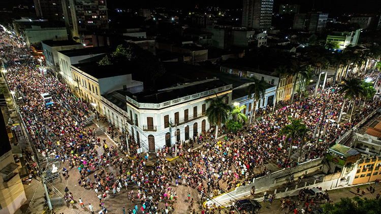 Bloco Cibalena: Tradição, Irreverência e Alegria no Coração do Carnaval de Corumbá