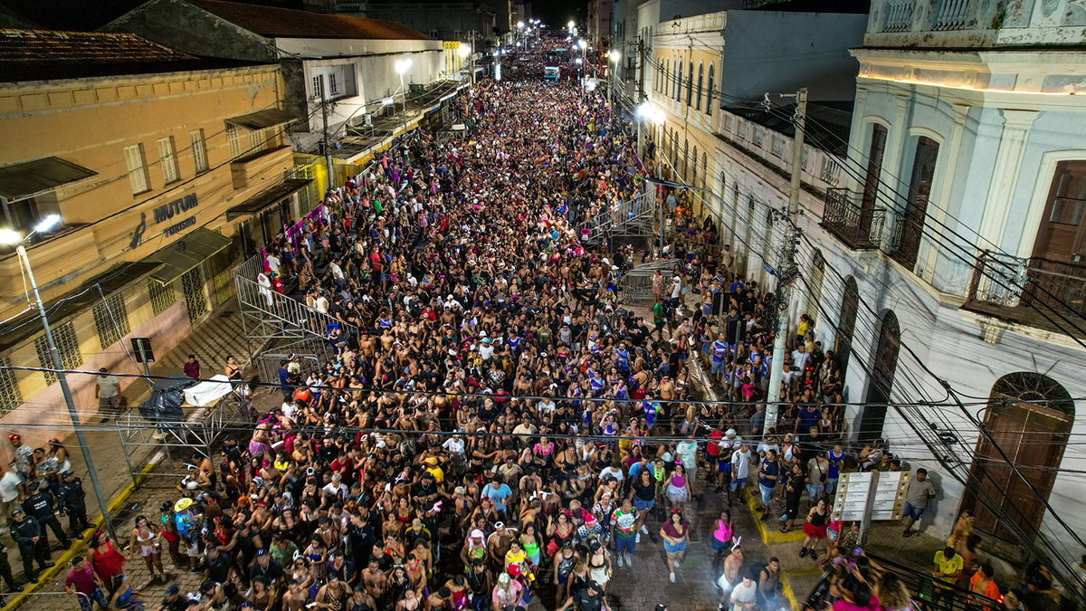 Bloco Cibalena: Tradição, Irreverência e Alegria no Coração do Carnaval de Corumbá
