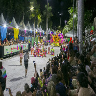 Celebrando o Eldorado do Sert&atilde;o, Imp&eacute;rio do Morro leva quase 800 foli&otilde;es para avenida