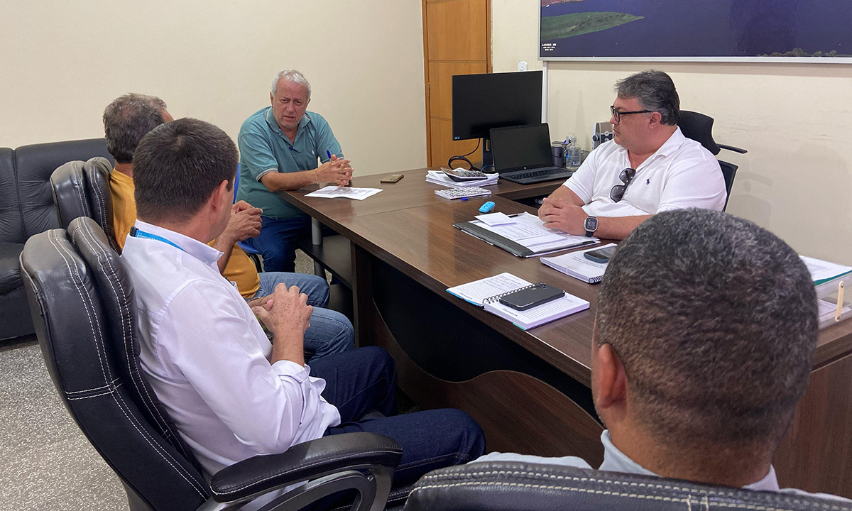 Prefeitura de Ladário e ENERGISA discutem projetos para a iluminação pública no Município