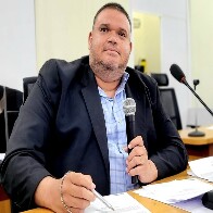 Vereador Jovan pede desobstru&ccedil;&atilde;o de boca de lobo existente no Bairro Universit&aacute;rio