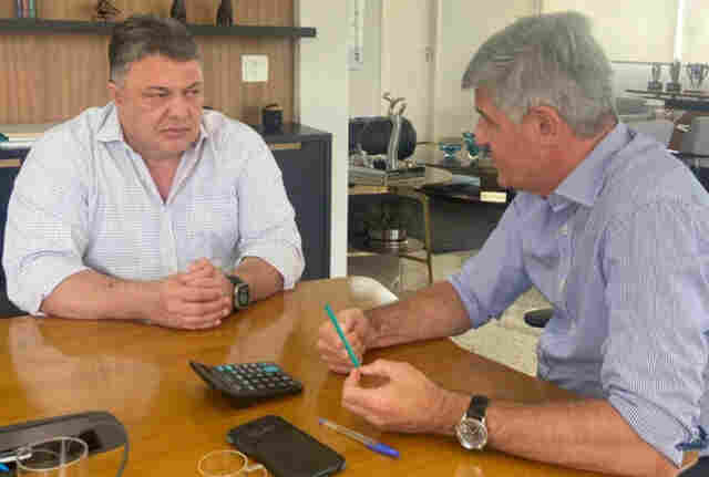 Lad&aacute;rio renegocia d&iacute;vida milion&aacute;ria com a Sanesul e destrava repasse de verbas federais