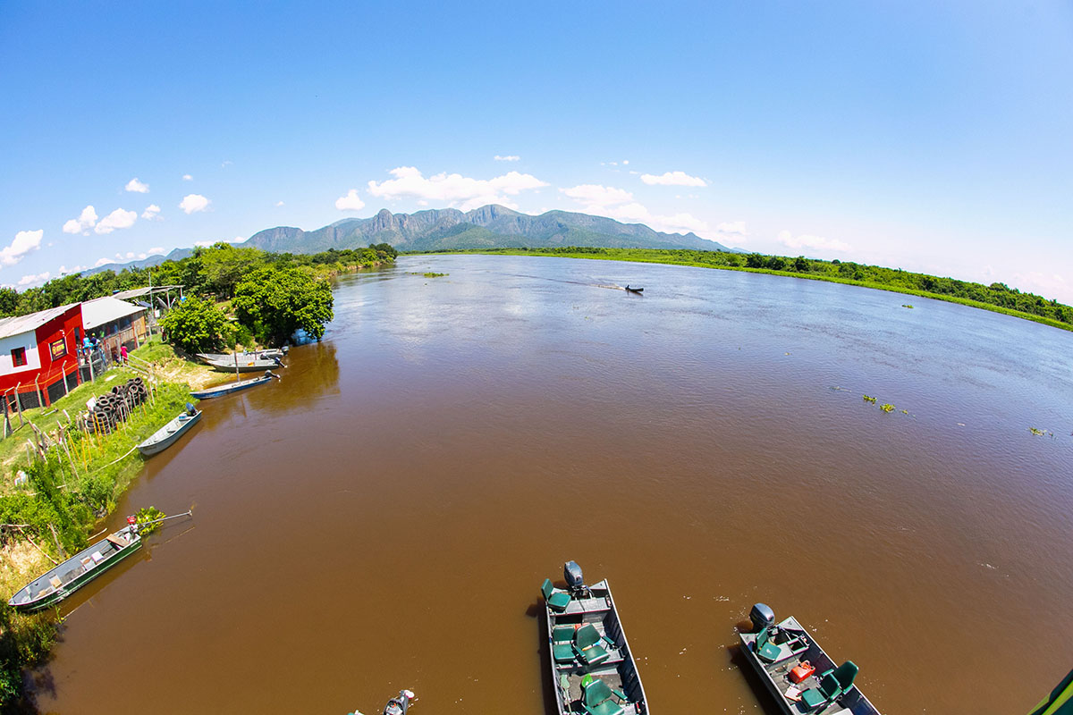 Povo das Águas leva assistência a comunidades ribeirinhas do Alto Pantanal