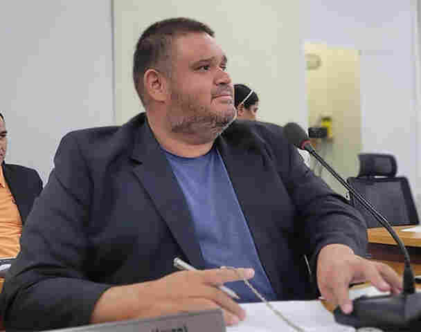 Jovan pede hor&aacute;rio especial de &ocirc;nibus para atender acad&ecirc;micos da UFMS
