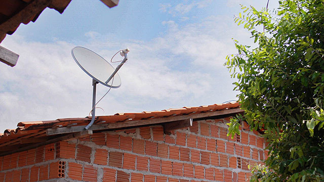 Não quer perder o sinal da TV aberta? Beneficiários do CadÚnico podem receber a nova parabólica digital gratuitamente