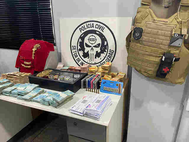 Pol&iacute;cia Civil cumpre mandado de pris&atilde;o contra grupo que extorquia v&iacute;timas de empr&eacute;stimos mediante amea&ccedil;a com uso de arma de fogo