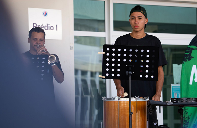 Jovem talento do Moinho Cultural participa de turn&ecirc; da Nova Orquestra em Minas Gerais