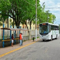 Jovan pede avalia&ccedil;&atilde;o dos hor&aacute;rios de &ocirc;nibus disponibilizados &agrave; popula&ccedil;&atilde;o