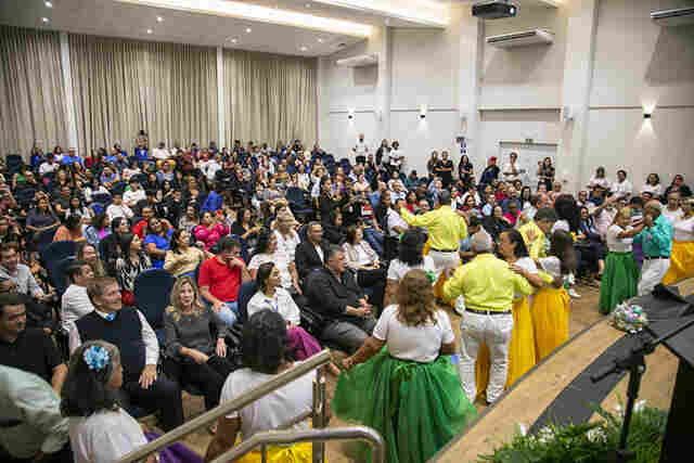 Corumb&aacute; e Lad&aacute;rio saem na frente e lan&ccedil;am o Pacto pela Supera&ccedil;&atilde;o do Analfabetismo e Qualifica&ccedil;&atilde;o da EJA