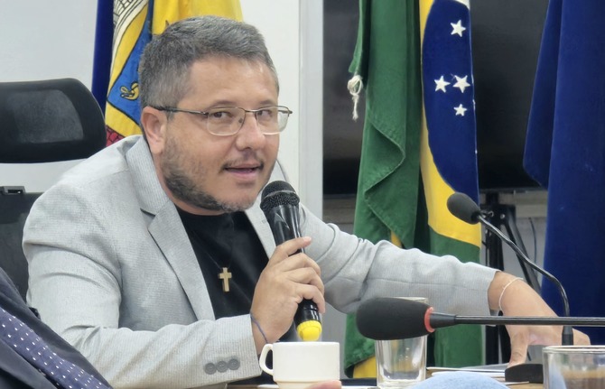 Na C&acirc;mara, Cazarin pede informa&ccedil;&otilde;es sobre a sa&uacute;de p&uacute;blica de Corumb&aacute;