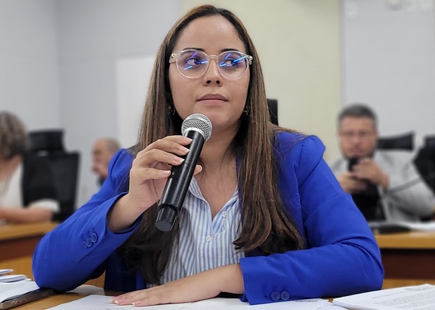Hanna pede creche, porto e pavimenta&ccedil;&atilde;o para atender Distrito de Albuquerque