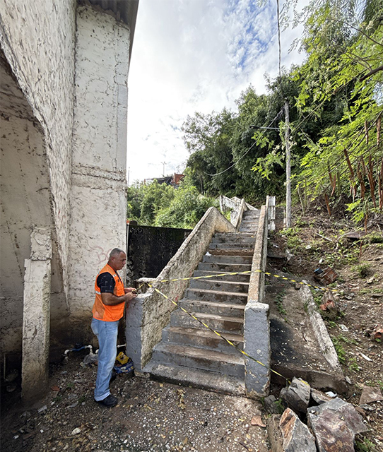 Prefeitura de Corumb&aacute; mobiliza equipes ap&oacute;s deslizamento no Bairro Beira Rio e refor&ccedil;a a&ccedil;&otilde;es de seguran&ccedil;a estrutural