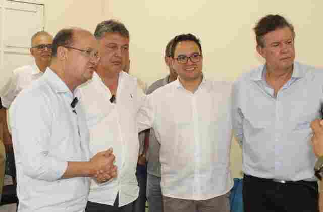 Governador em exerc&iacute;cio Barbosinha realiza visita institucional &agrave; Prefeitura de Lad&aacute;rio