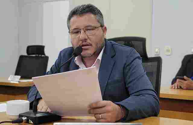 Cazarin sugere agendamento de consultas m&eacute;dicas por meio de aplicativo