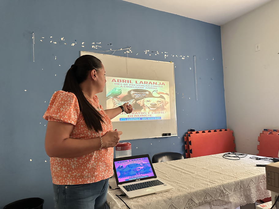 Com palestra educativa para crian&ccedil;as, Prefeitura alerta para respeito aos animais