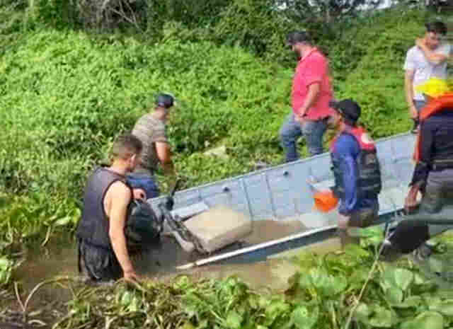 V&Iacute;DEO: Duas pessoas foram salvas ap&oacute;s embarca&ccedil;&atilde;o virar no Rio Paraguai pr&oacute;ximo a regi&atilde;o do Itagiloma