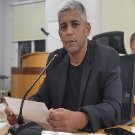 Edinaldo recomenda suspens&atilde;o da cobran&ccedil;a da taxa de ilumina&ccedil;&atilde;o p&uacute;blica na cidade
