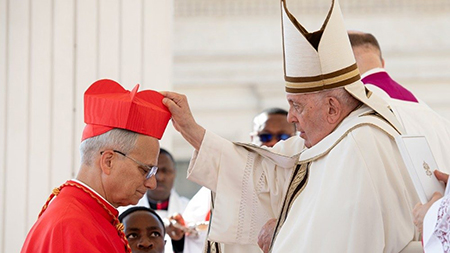 Papa Leão XIV pede paz e lembra Francisco: “Ajudem a construir pontes”